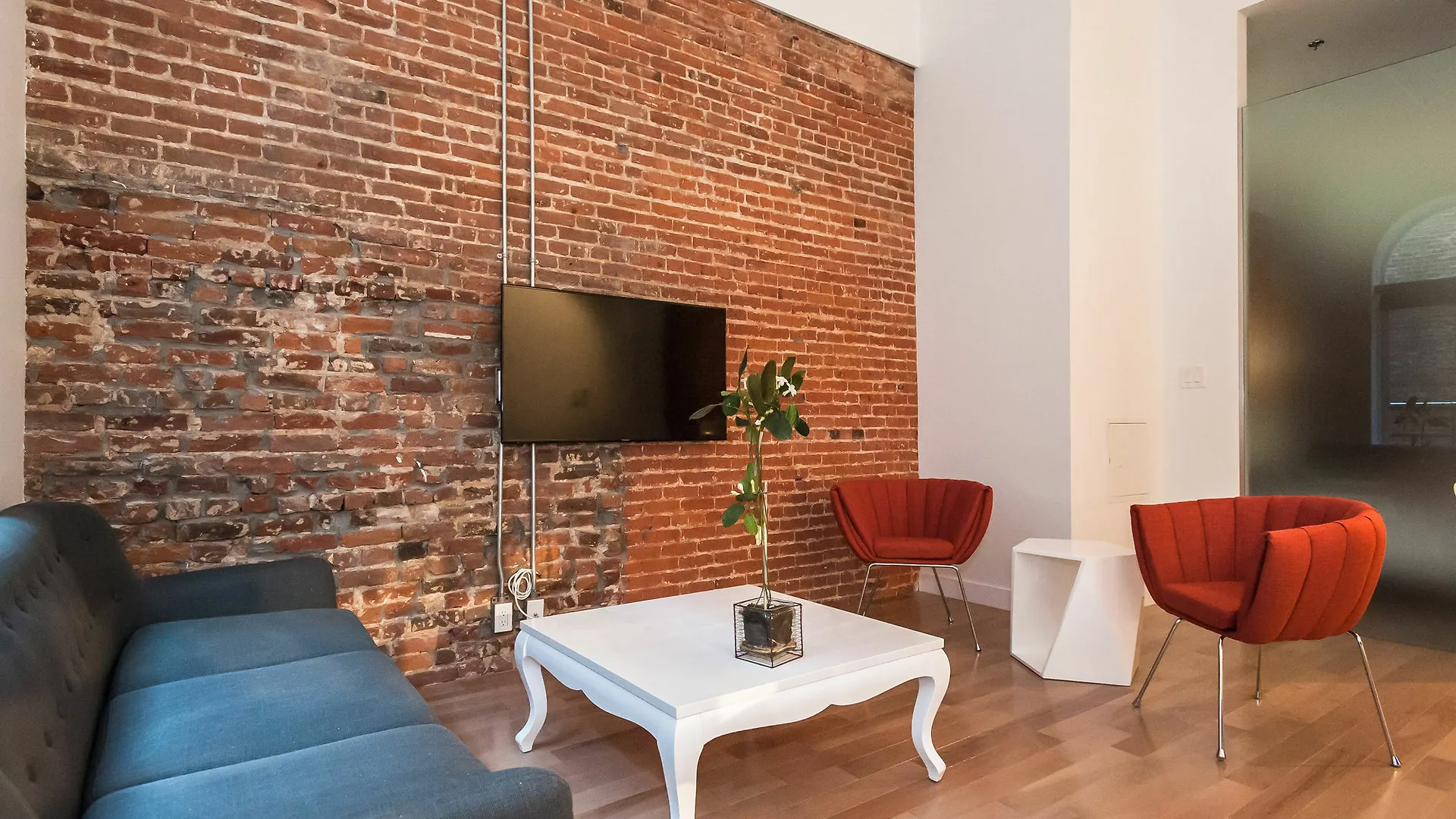 Le Merrill Boutique Hotel Montreal Canada