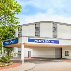 Howard Johnson By Wyndham Conestoga Kitchener