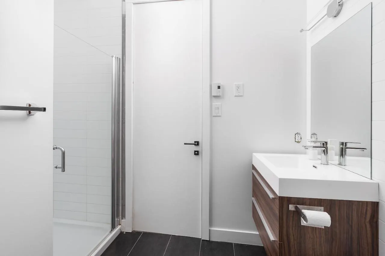 Le Merrill Boutique Hotel Montreal 3*,
